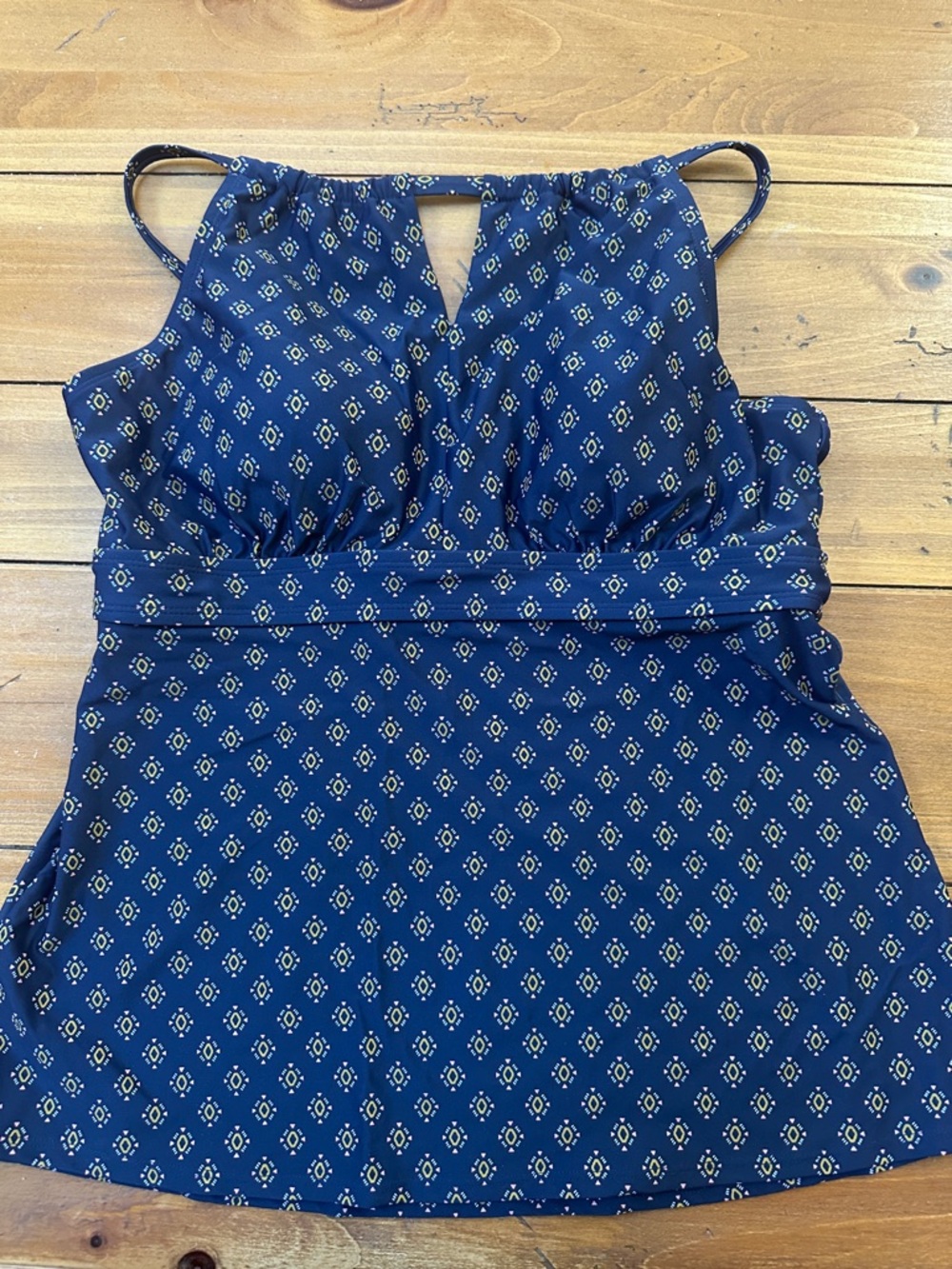 Kona Sol Navy Blue Patterned Tankini swim top Size L NWT